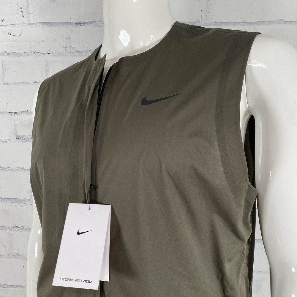 Nike Vest Men's Medium Full Zip Sleeveless Golf Vest Storm-Fit ADV Olive NWT
